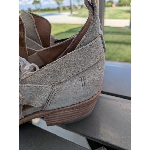 Frye Mia Suede Cut Out Boots Women’s Size 9 Taupe Tan - Picture 4 of 9